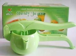 智能收纳与创意照明 现代厨房与家居精选