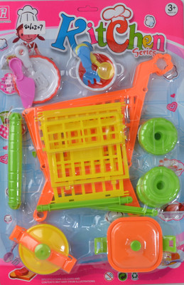 儿童过家家玩具购物车 小天王9.9元引爆地摊热卖的背后